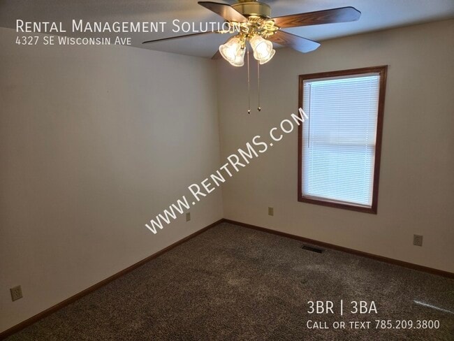 Building Photo - 4327 SE Wisconsin Ave