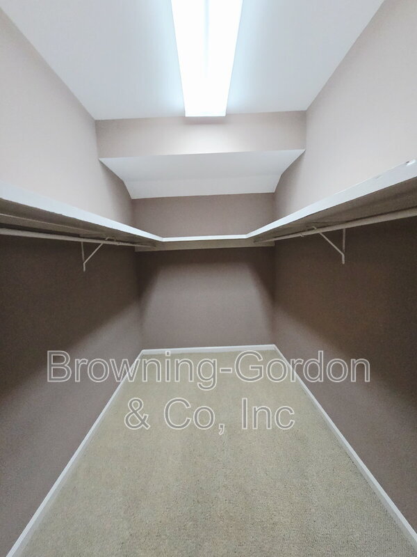 Building Photo - 6820 Hwy 70 S