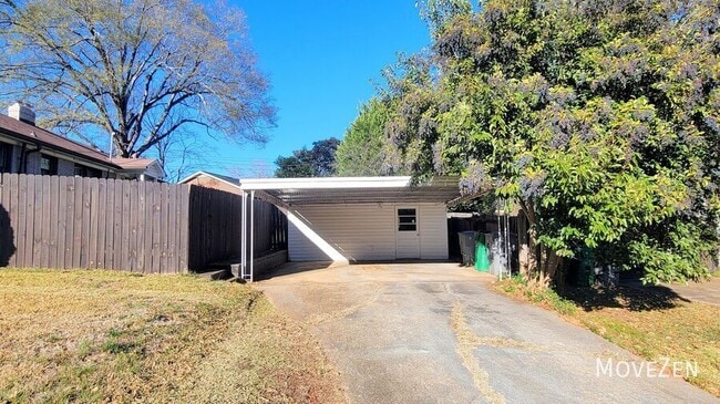 Building Photo - 1200 Dresden Dr W