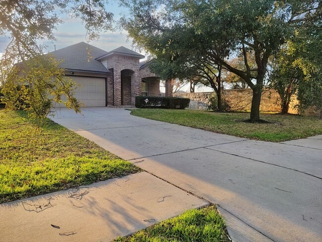 Building Photo - Beautiful 4 BR / 2 BA Home for Rent in Austin