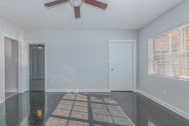 Building Photo - 414 N Boston Ave