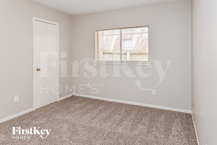 Building Photo - 24111 Ayscough Ln