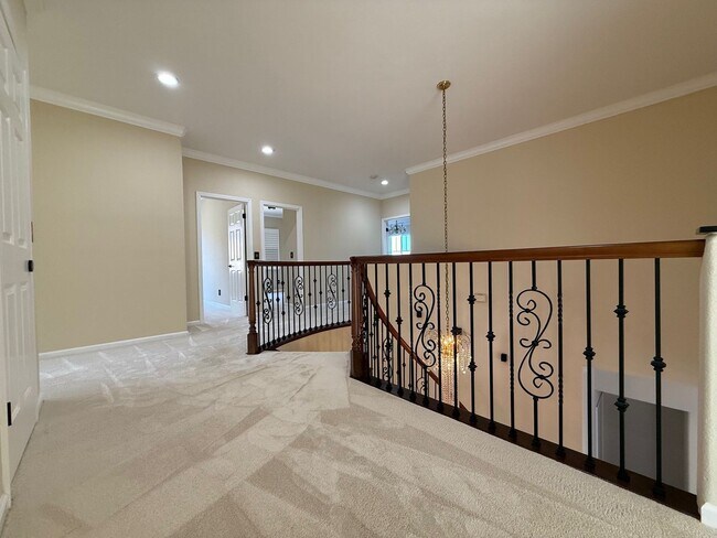 Building Photo - 20 Gonsalves Ct