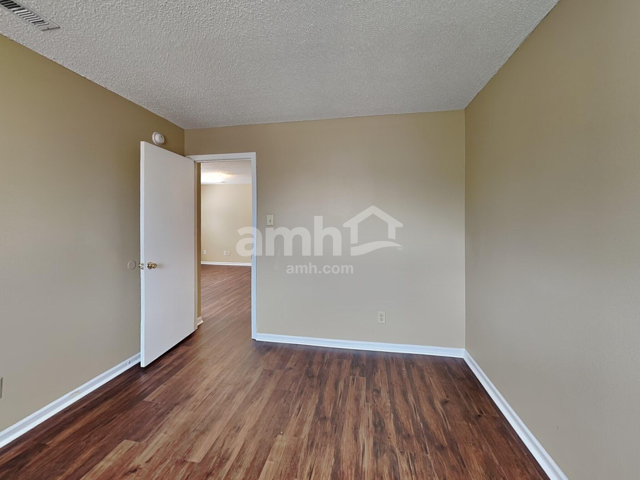 Building Photo - 7582 Royal Fern Ln