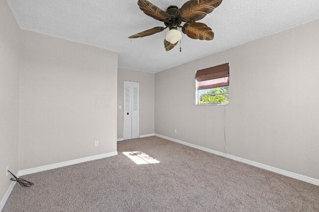 Building Photo - 4751 Deer Run Rd