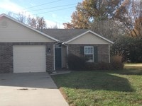 Building Photo - 2901 Russel Ct