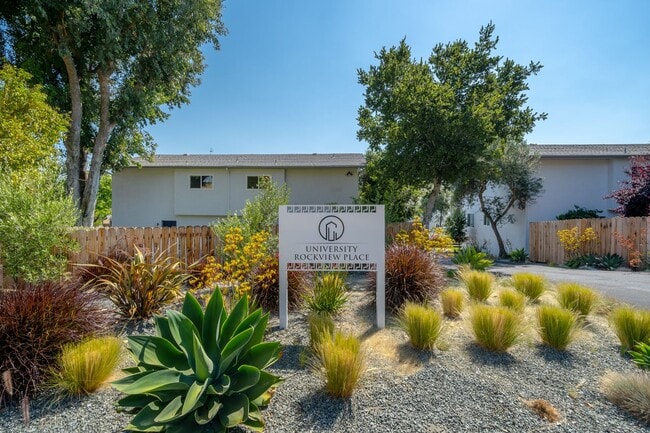 Interior Photo - 3260 Rockview Pl