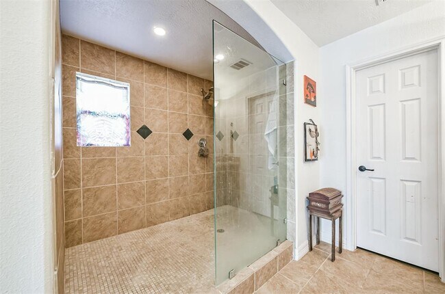 Building Photo - 12114 Rocky Knoll Dr