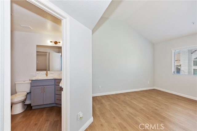 Building Photo - 13133 Le Parc Blvd