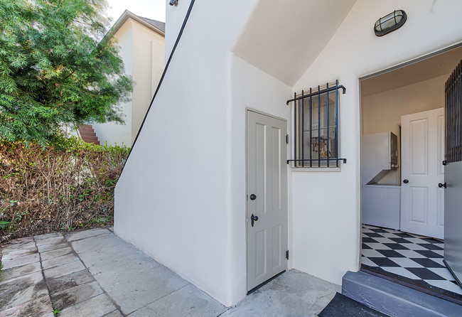 Rear Entrance to Unit - 1246 S La Jolla Ave