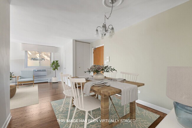 Building Photo - 1921 Harrison St