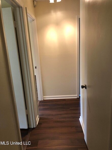 Building Photo - 8341 Old Forge Rd