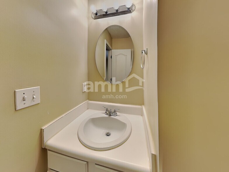 Building Photo - 5308 Mallard Grove Dr