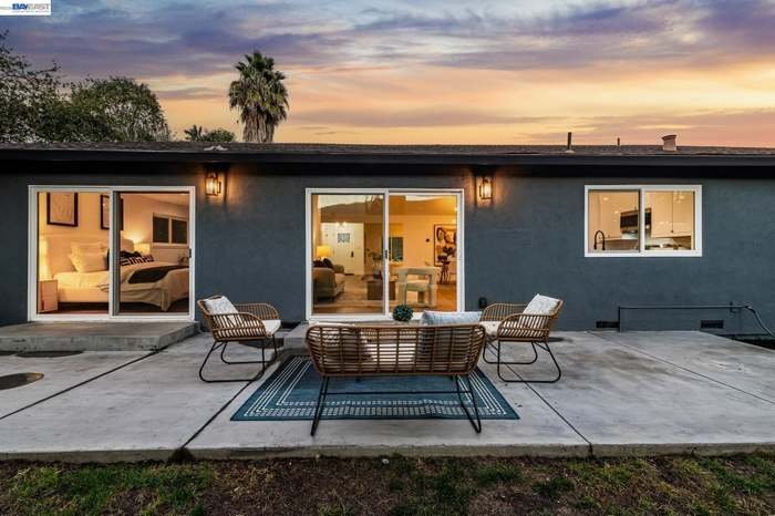 Building Photo - 9829 Davona Dr