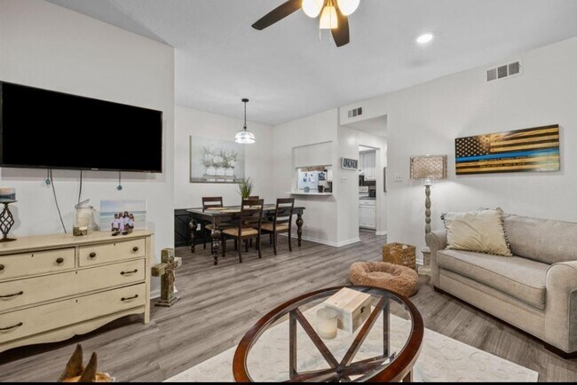 Building Photo - 4001 Nasa Pky