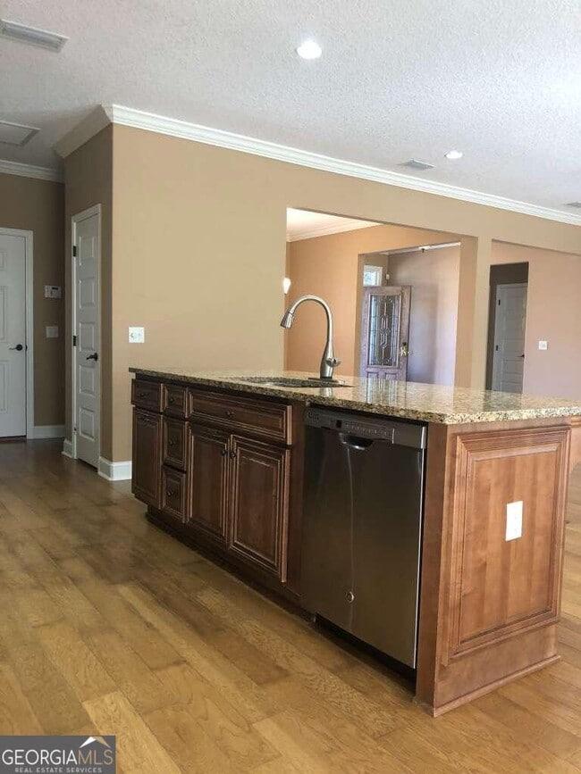 Building Photo - 95 Spyglass