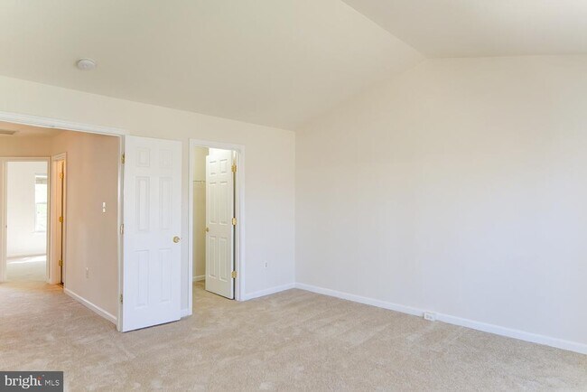 Building Photo - 20717 Waterfall Branch Terrace