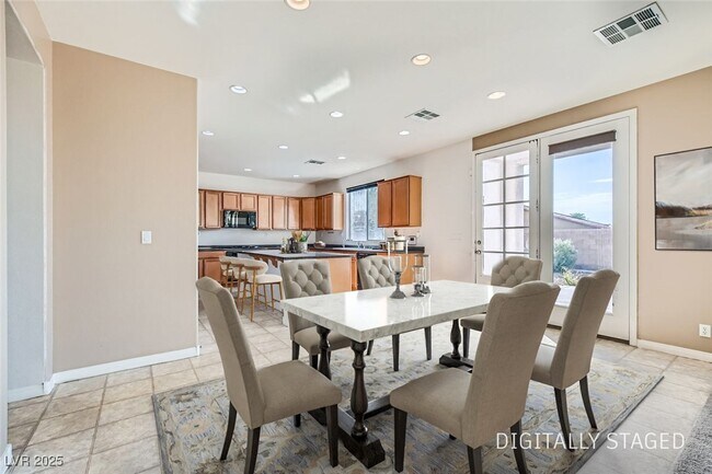 Building Photo - 6464 N Gentle Falls Ln