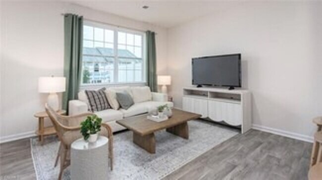 Building Photo - 1707 Komondor Trl