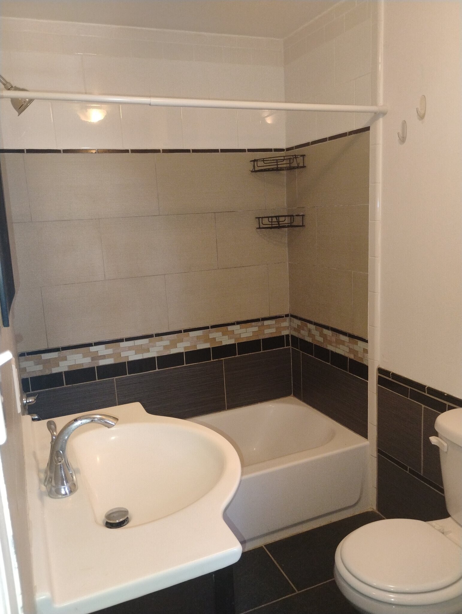 Building Photo - 2113 Fitzwater St