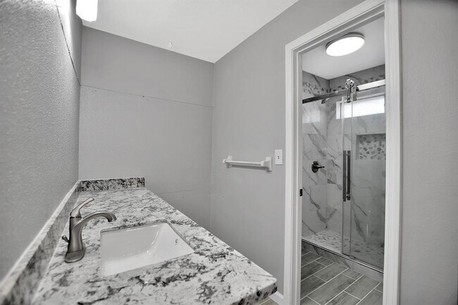 Building Photo - 1505 New Orleans St