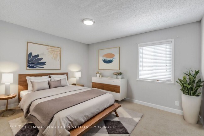 Building Photo - Bellemeade Highlands Condo