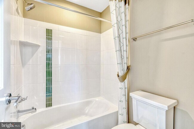 Building Photo - 21491 Willow Breeze Sq