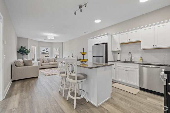 Interior Photo - Cedar Village at Minerva Square