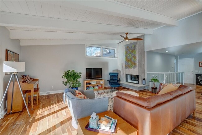 Building Photo - 5601 Russett Rd