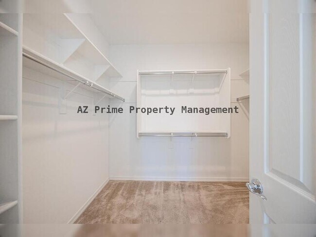 Building Photo - 3311 W Donner Dr