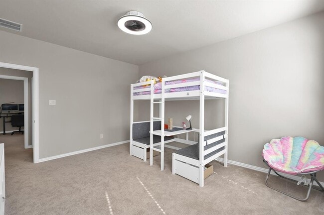 Building Photo - 17052 Easter Lily Dr