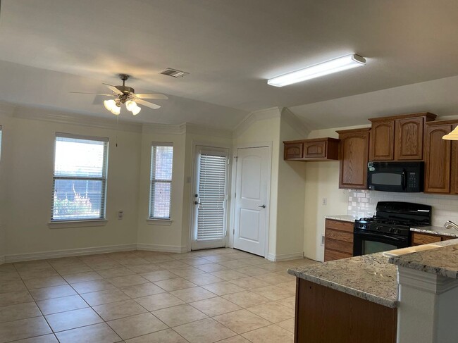 Building Photo - Property for Lease in Little Elm!
