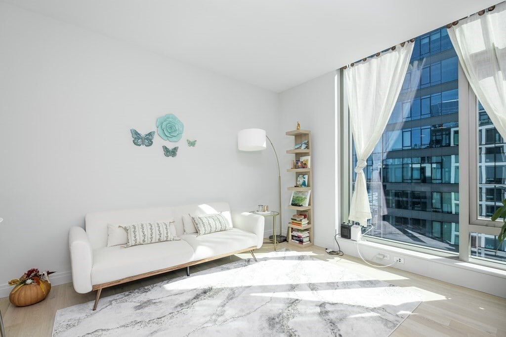 Building Photo - 133 Seaport Blvd