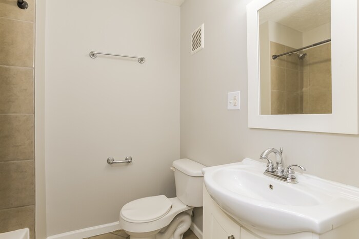 Building Photo - 11482 Fiesta Ct