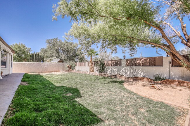 Building Photo - 5948 Anapaula Dr