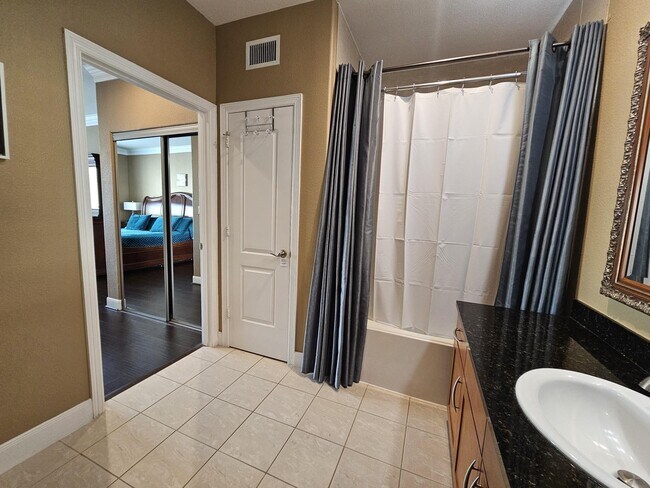 Building Photo - 2299 Lone Star Dr