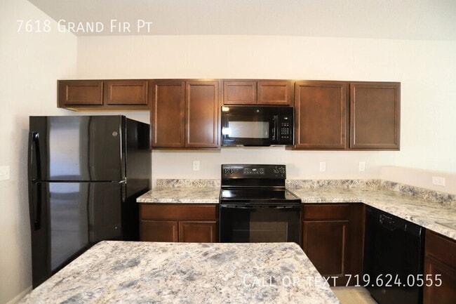 Building Photo - 7618 Grand Fir Point