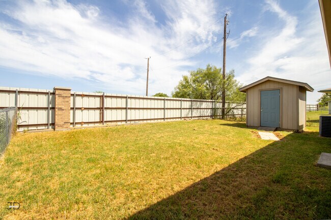 Building Photo - 33 Grant Gill Ln