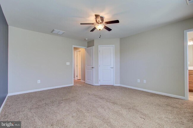 Building Photo - 7001 Trek Way