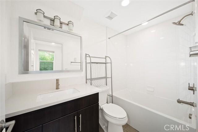 Building Photo - 2768 Wright Ln