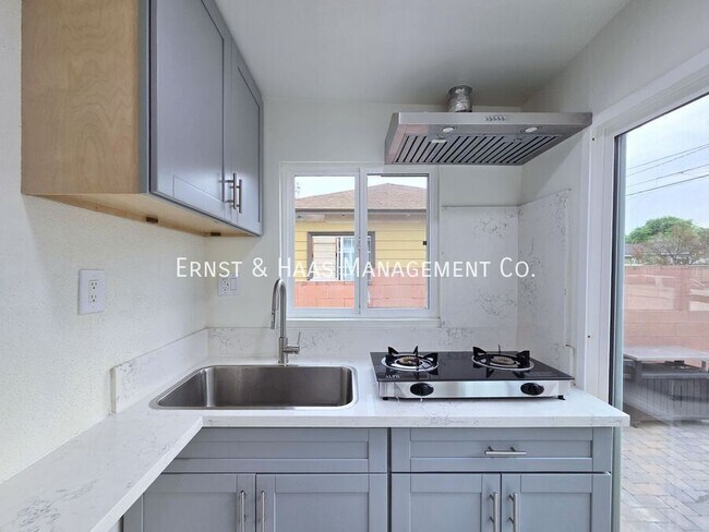 Building Photo - 4449 Shadeway Rd