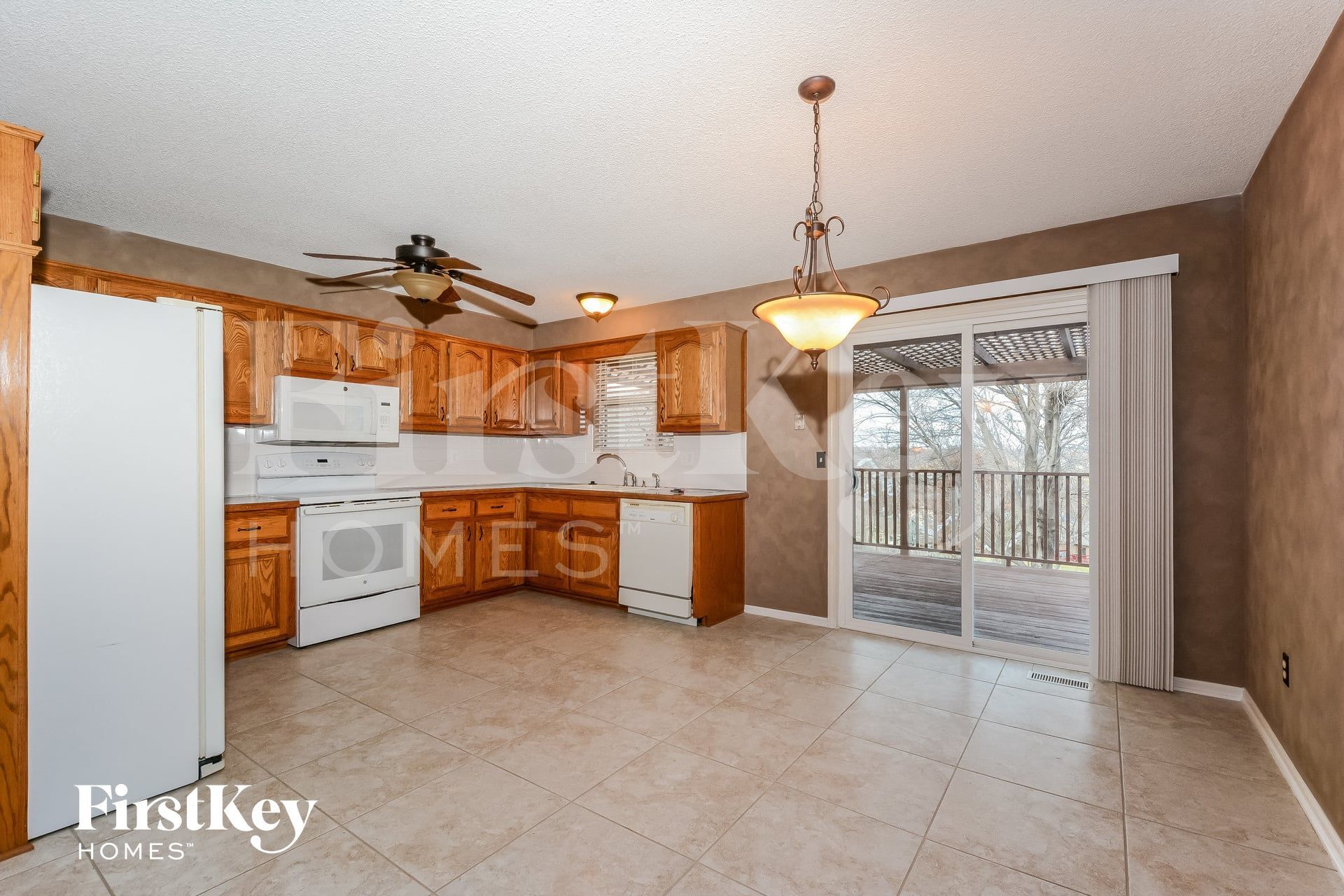 Building Photo - 1879 Quail Ridge Dr