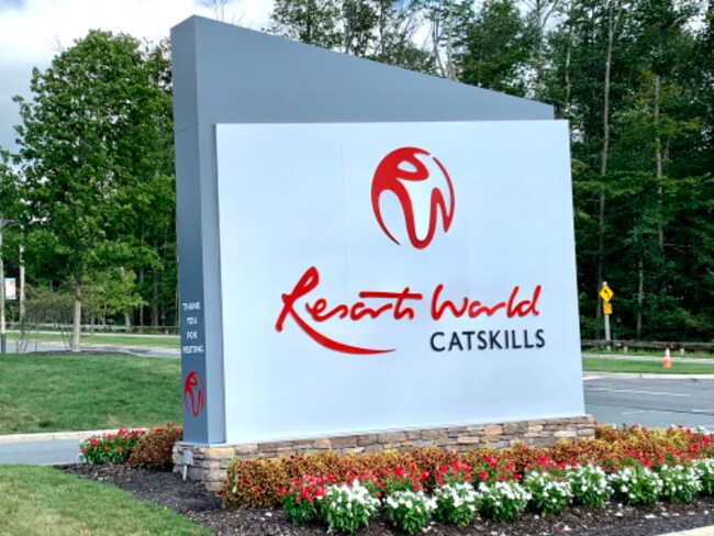 Building Photo - 186 Davos Rd