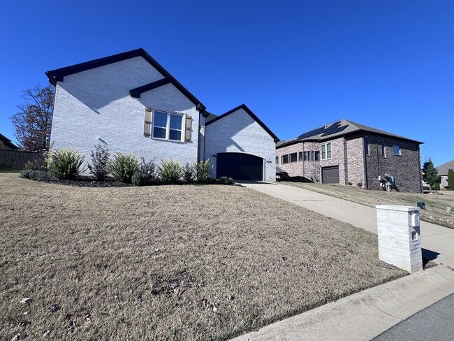 Building Photo - 8817 Stillwater Rd