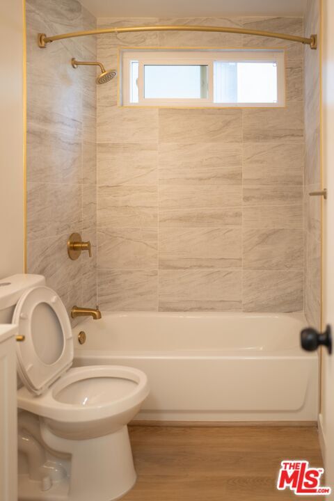 Building Photo - 860 S Kingsley Dr