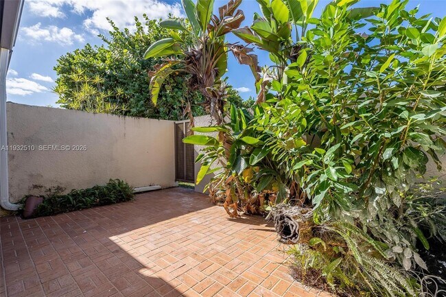 Building Photo - 8708 SW 79th Pl