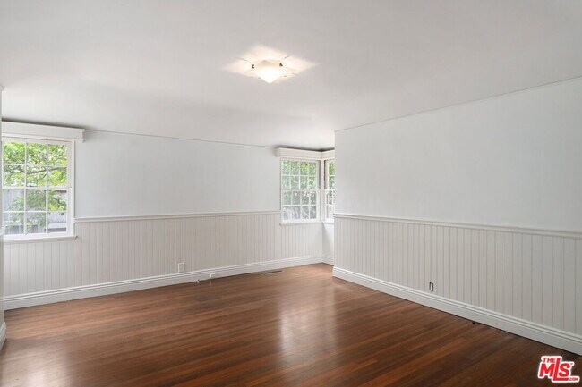Building Photo - 2825 Haddington Dr