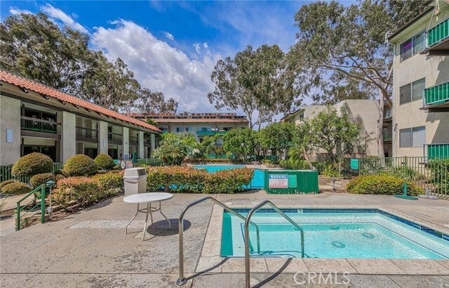 Building Photo - 5460 White Oak Ave