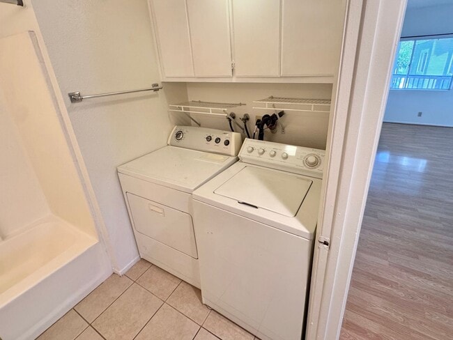 Building Photo - 10411 W Garden Grove Blvd