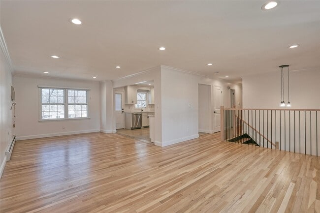 Building Photo - 21 Buena Vista Rd